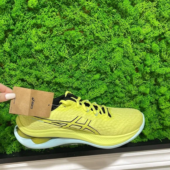 🎁 ASICS Men's Gel-Kinsei MAX Running Shoes