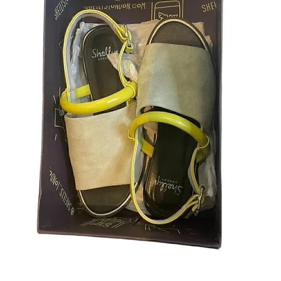 ❤️ GREY Suede and Lime Trim Sandel