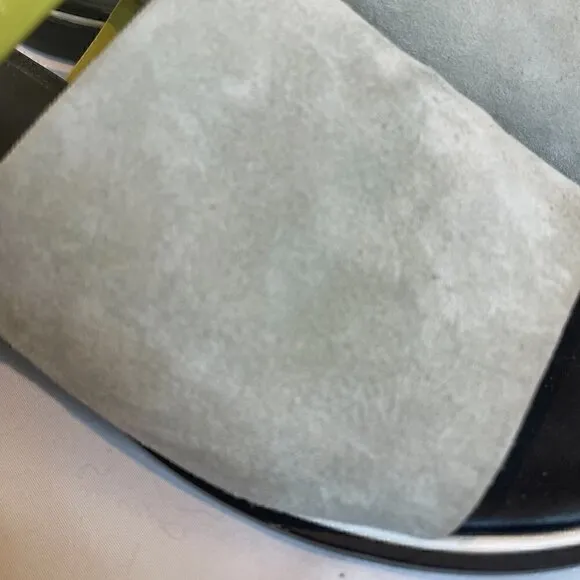 ❤️ GREY Suede and Lime Trim Sandel