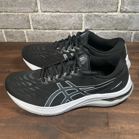 11 Wide width men’s sneakers ASICS GT 2000 - 11