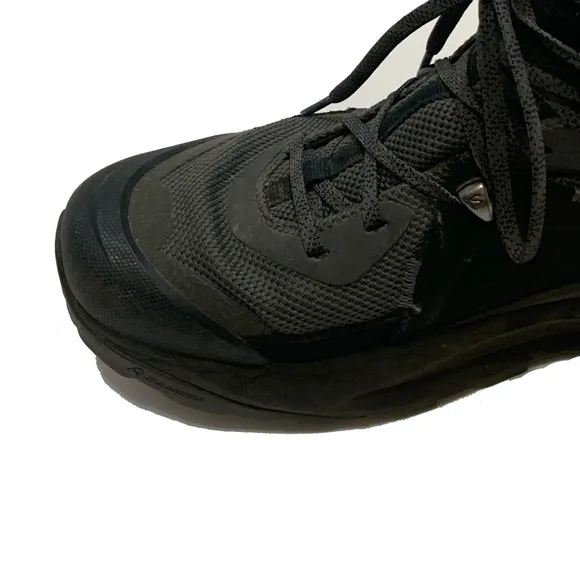 11.5 / Salomon Elixir Waterproof Hiking Boot Men's