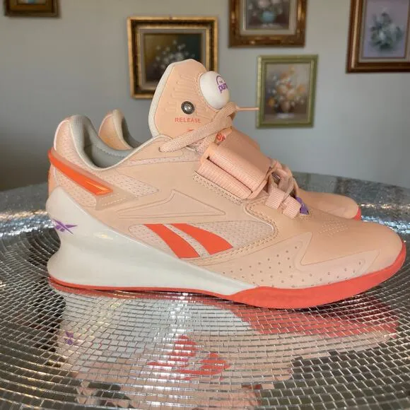 6.5  Reebok Women's Legacy Lifter III Weightlifting Shoes