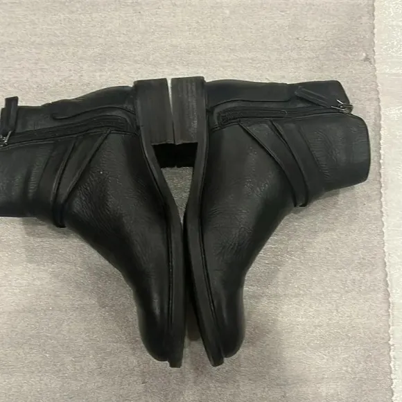 [6]Aquatalia  Bree Black Leather Ankle Waterproof Boots