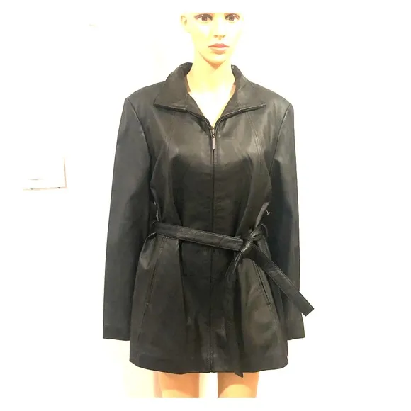 A STAPLE✨Worthington Woman’s Black Leather Belted Jacket😍 NWOT