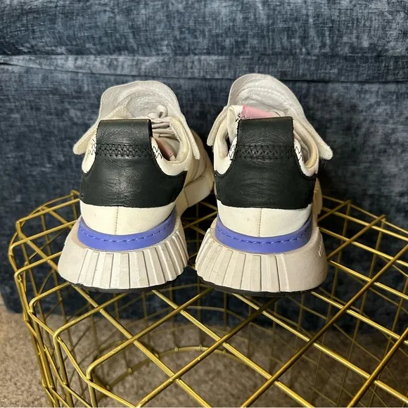 Adidas Futurepacer Boost Sneaker in White/Grey/Black