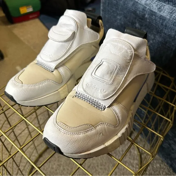 Adidas Futurepacer Boost Sneaker in White/Grey/Black