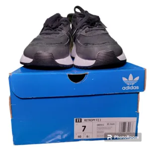 Adidas‎ Originals Retropy F2 Black GS size 7/8.5W BNIB #GW3312