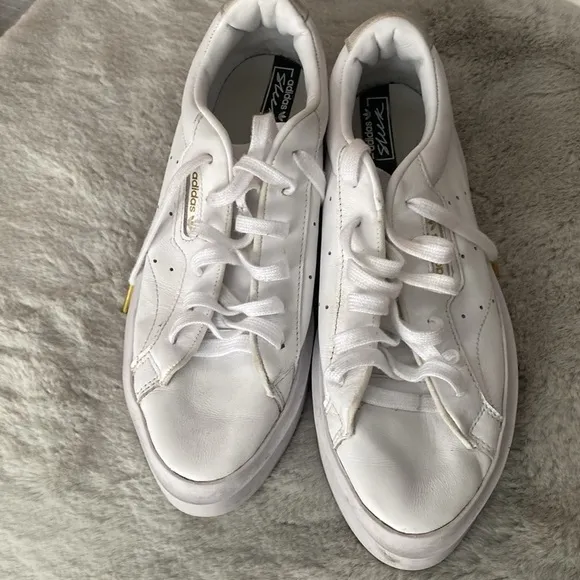 adidas Originals Sleek Super Trainers