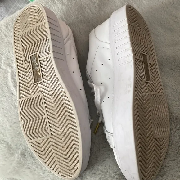 adidas Originals Sleek Super Trainers