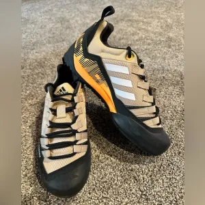 adidas - TERREX SWIFT SOLO 2.0 HIKING SHOES - SIZE M4/W5 - NEW WITH TAGS