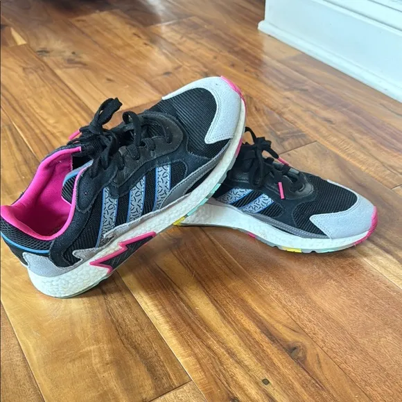 Adidas Tresc Mens Running Shoes with Boost
