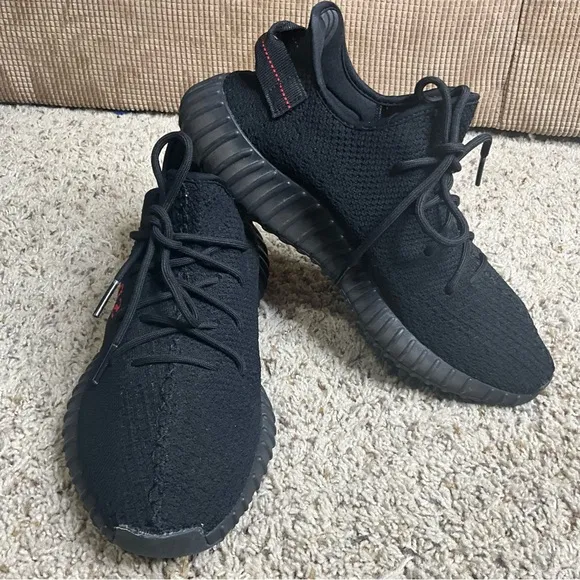 Adidas Yeezy Boost 350 V2 Sneakers men’s Size 10