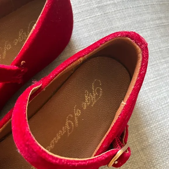 Age of Innocence ELLEN VELVET RED Shoes