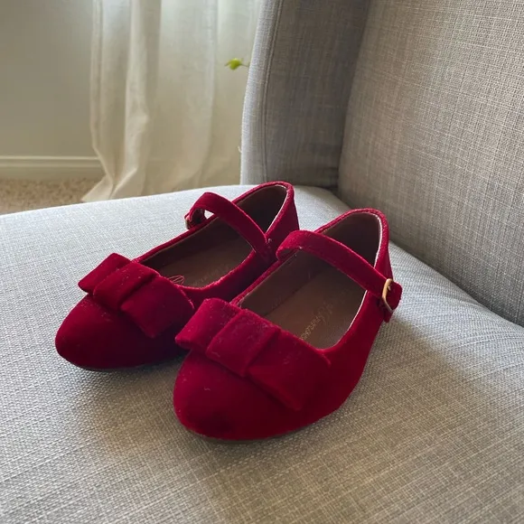 Age of Innocence ELLEN VELVET RED Shoes