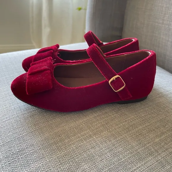 Age of Innocence ELLEN VELVET RED Shoes