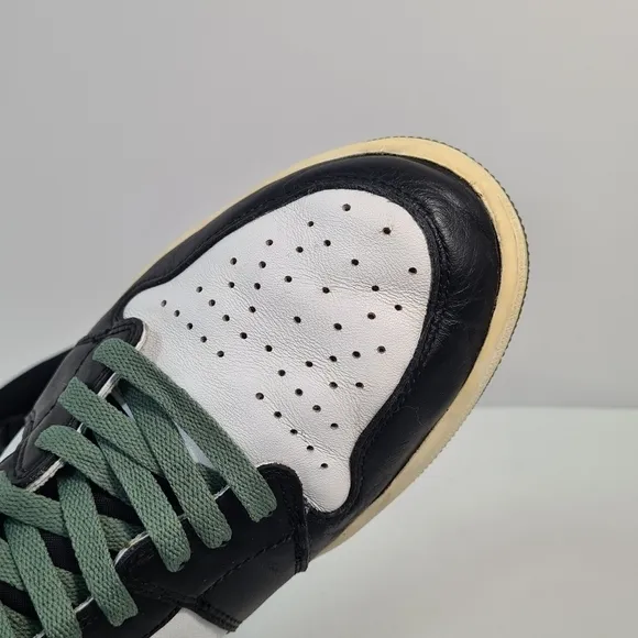 Air Jordan 1 Retro High OG “Clay Green” 2018 555088-135 Men’s Size 13 Sneakers