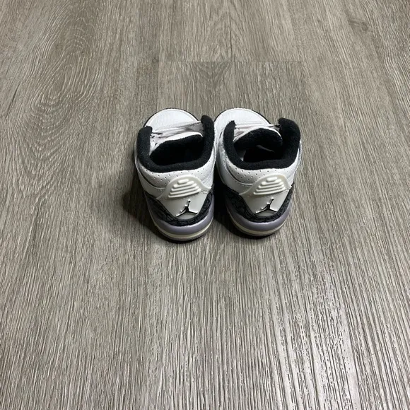 Air Jordan 3 Retro Cement Grey TD Shoe Size 2c C Gray DM0968-106 NWT