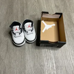 Air Jordan 3 Retro Cement Grey TD Shoe Size 2c C Gray DM0968-106 NWT