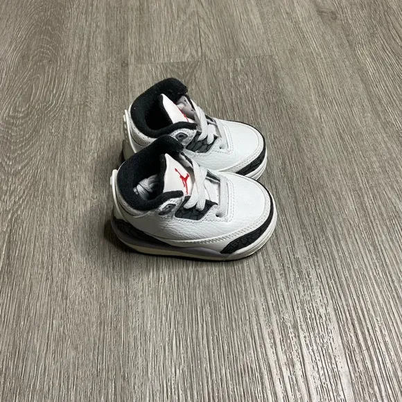 Air Jordan 3 Retro Cement Grey TD Shoe Size 2c C Gray DM0968-106 NWT