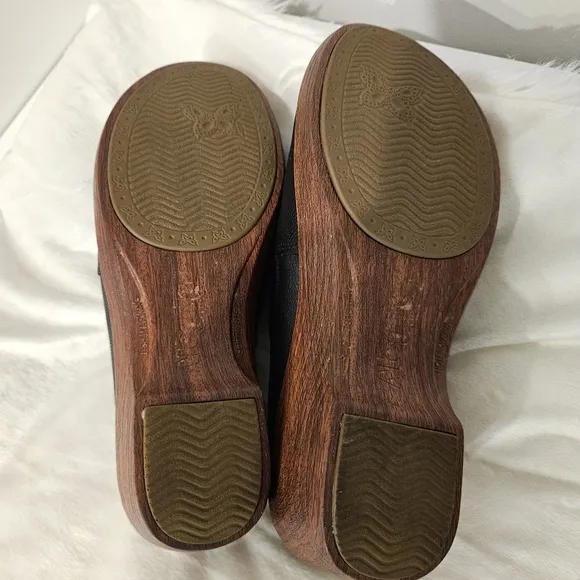 ALEGRIA Sereniti Obsidian Comfortable Wedge Leather Clogs Size 37/US 7-7.5 EUC