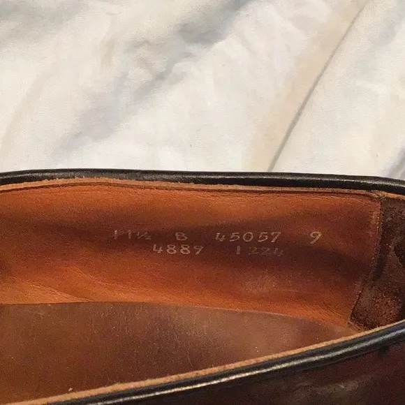 Allen Edmonds Randolph shell cordovan 4889 burgund