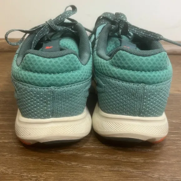 ALTRA Escalante 3 Women's Running Shoes, Dusty Teal, Size 6 Comfort, Lightweight