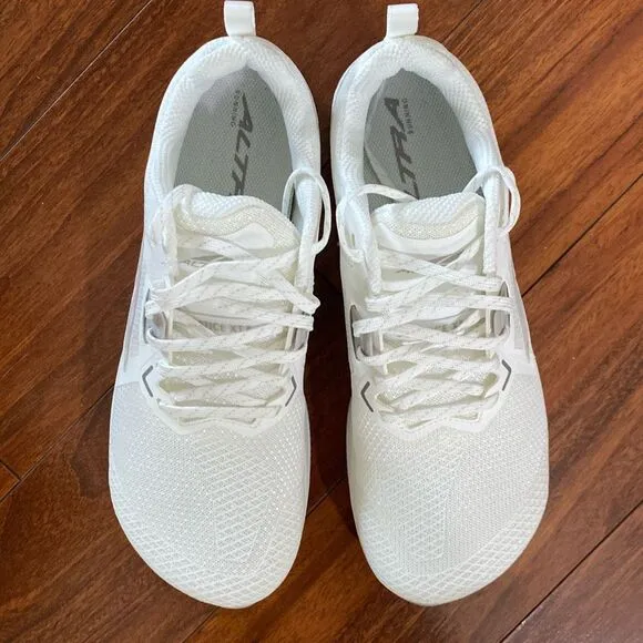 Altra Solstice XT 3 cross training shoes size 9.5 white