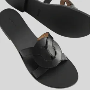 &amp; OTHER STORIES Leather Knot Detail Sandals in Black Size 7