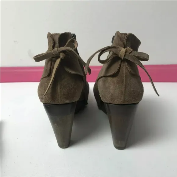 Anthropologie Coclico clog booties 36 Rare