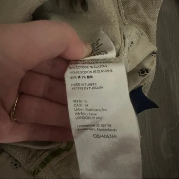 Anthropologie Pilcro Cream The Vintage Straight‎ Raw Hem Jeans Size 32