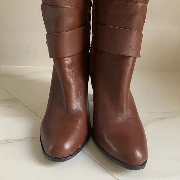ANTONIO MELANI Brown Heeled Boots Knee-High Elegance