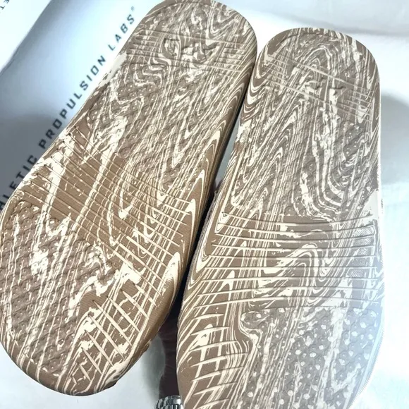 APL Tan Slide Sandals women’s size 5