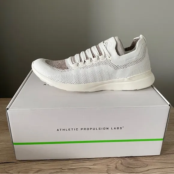 APL Women's TechLoom Breeze Running Shoes Ivory/Tan/ Chocolate Size 8.5