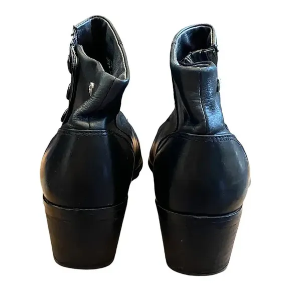 Ariat Side Spat II Snap Womens Size US 8B Ankle Booties Black Leather 96305