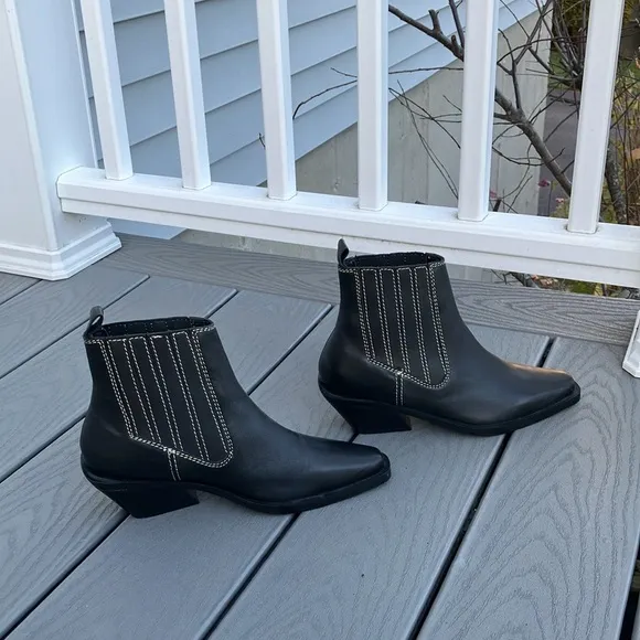 ASRA Western Leather Ankle Boots Black Size 7 NWOT