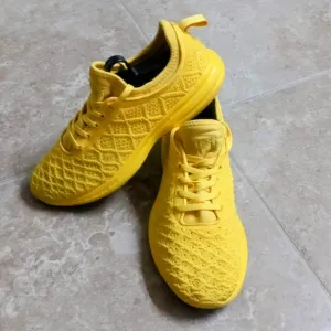 Athletic Propulsion Labs Techloom Yellow Running Shoes 7M (Wo.8½)