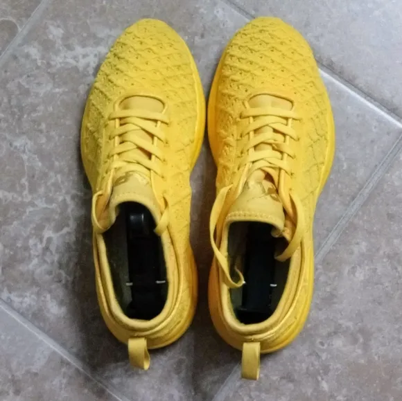 Athletic Propulsion Labs Techloom Yellow Running Shoes 7M (Wo.8½)