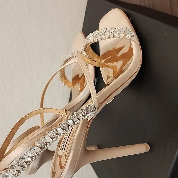 Badgley Mischka &quot;Kerry&quot; embellished strap sandal - soft nude, sz. 10, Pre-owned