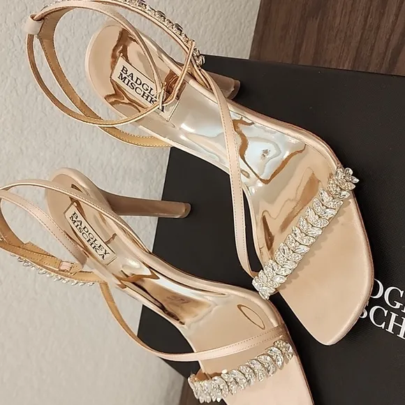 Badgley Mischka &quot;Kerry&quot; embellished strap sandal - soft nude, sz. 10, Pre-owned