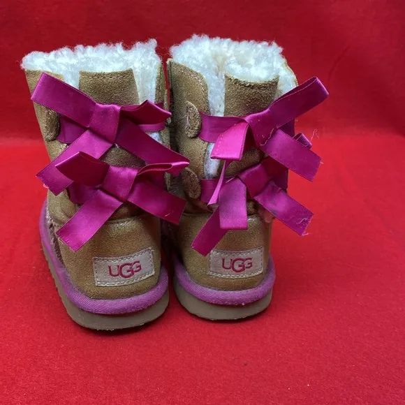 Bailey Ugg boots SZ 11 T