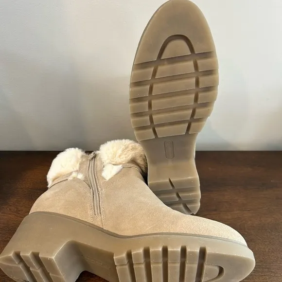 Baretraps DOLORS Women's Boots Taupe Ice Size 10W Wide. New without box. Warm!