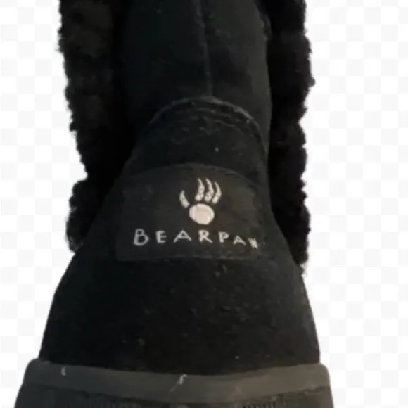 Bearpaw Black Suede Lace Up Alyssa Suede &amp; Sheepskin Wool Boots Size 9