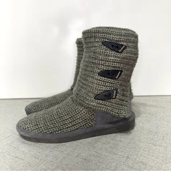 BearPaw Gray Sweater Boot Fall Winter Boots 6