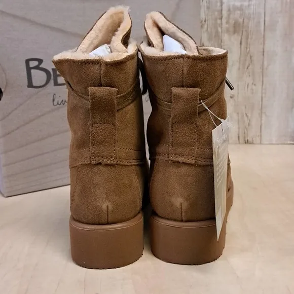 BEARPAW Krista Youth Boots in Hickory Size 3