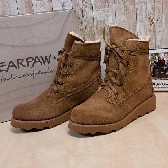 BEARPAW Krista Youth Boots in Hickory Size 3
