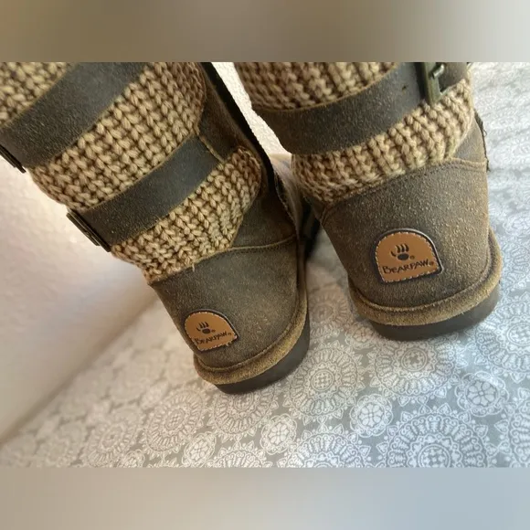 BearPaw~Warm~Cozy~Chestnut~Distressed~Suede Leather~Winter~Slip-On Boots~Size 9
