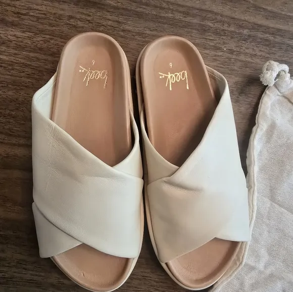 Beek Cream Slide Sandals Size 6 NWOT