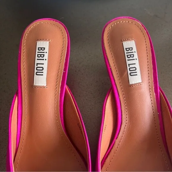BIBI LOU Pink Satin Mules with Rhinestone Embellishment Size 38