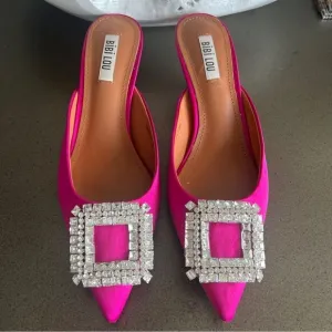 BIBI LOU Pink Satin Mules with Rhinestone Embellishment Size 38