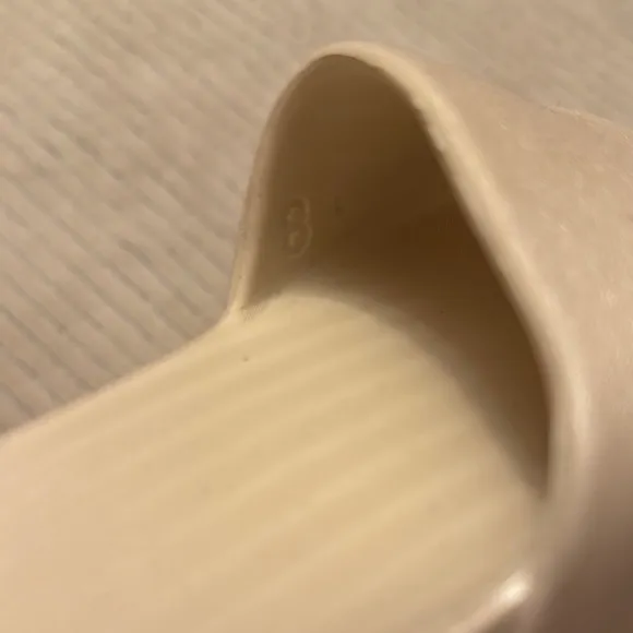 Billabong Cream Slide Sandals Minimalist Design